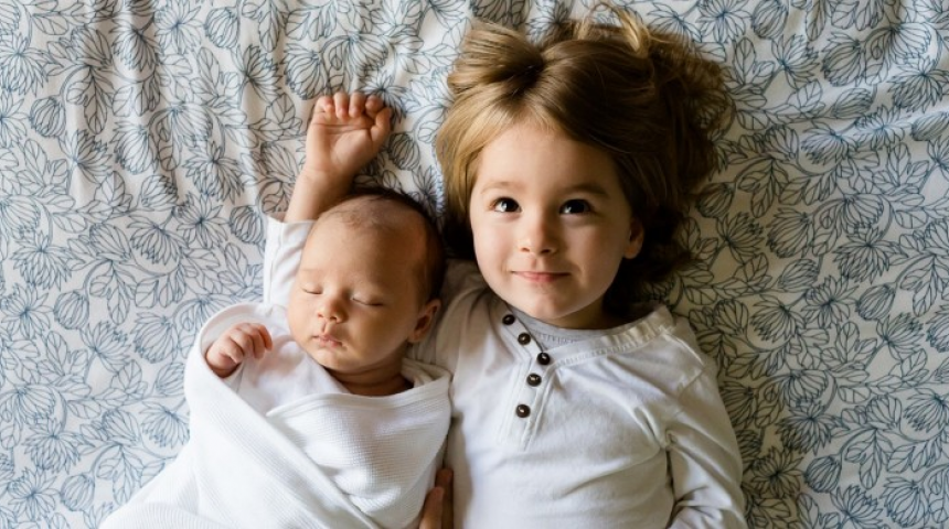 How to make toddler and a newborn get along?
